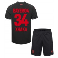 Camisa de Futebol Bayer Leverkusen Granit Xhaka #34 Equipamento Principal Infantil 2023-24 Manga Curta (+ Calças curtas)